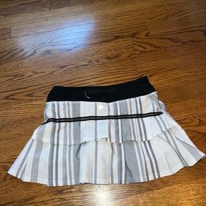 Rare lululemon skirt